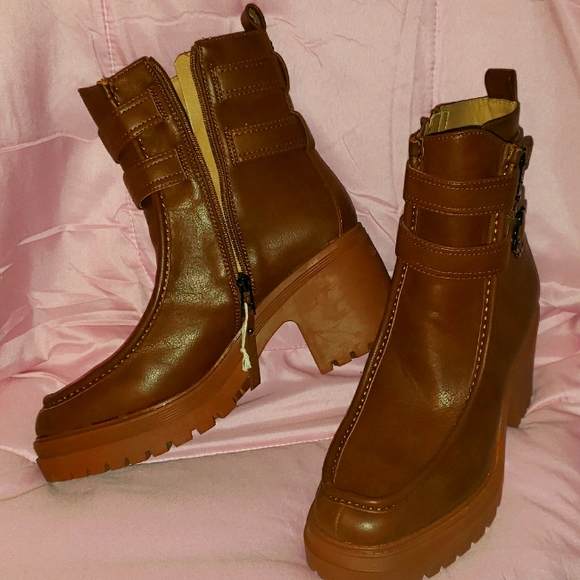 Chiara Boots Sam and Libby - Picture 4 of 4